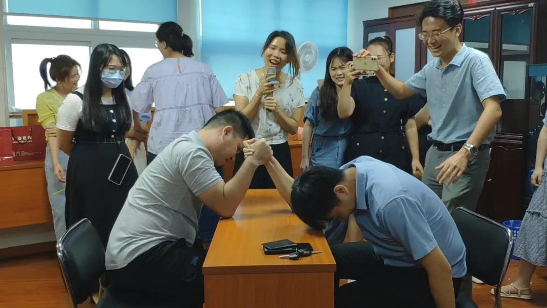 �ײ���-׷�󿵽�,����һ������