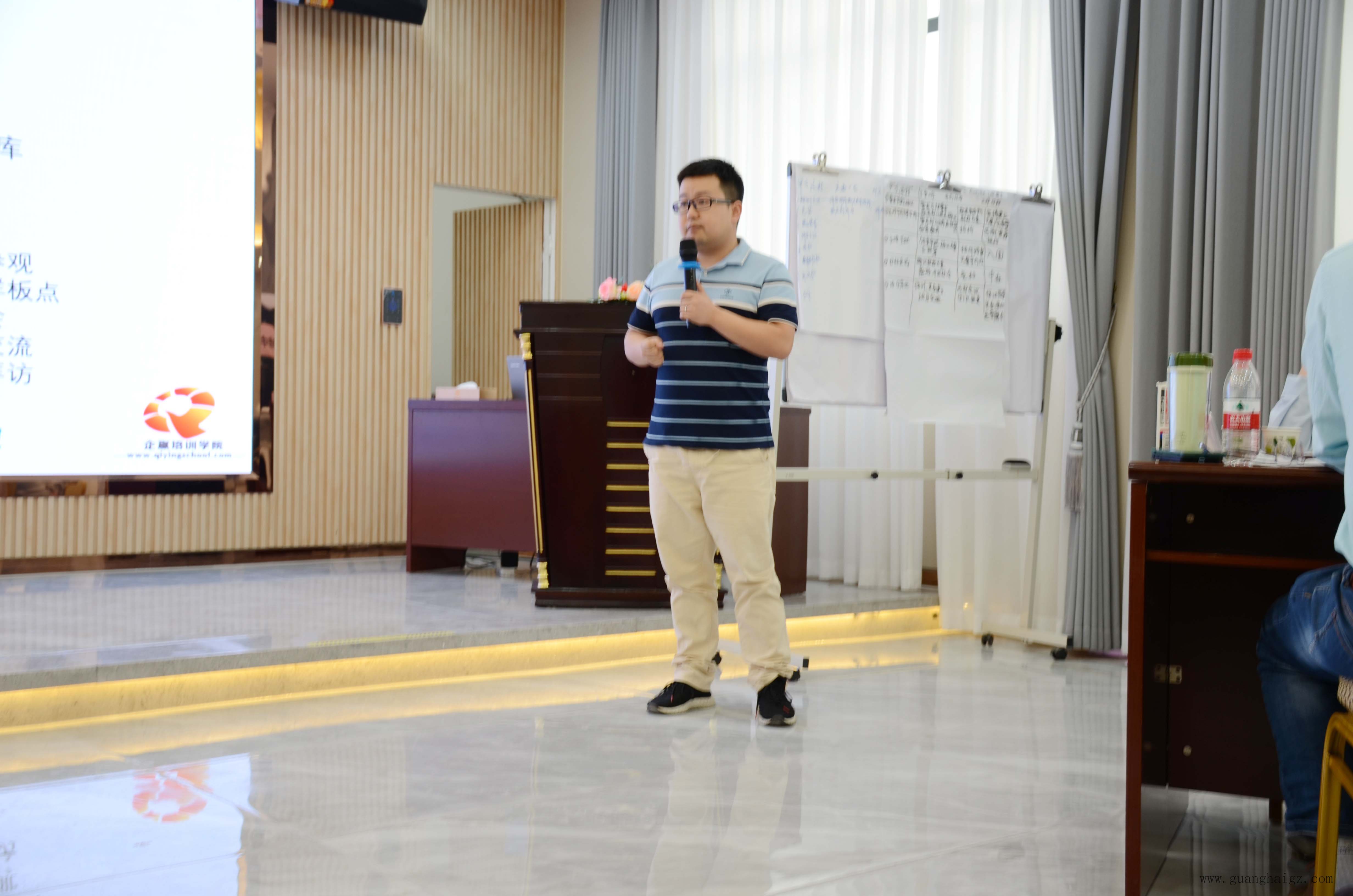 �ײ���-׷�󿵽�,����һ������